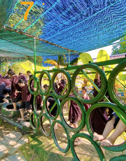 NÔNG TRẠI VUI VẺ - HAPPY FARM