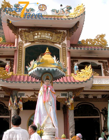 CÔN ĐẢO HOÀI NIỆM 